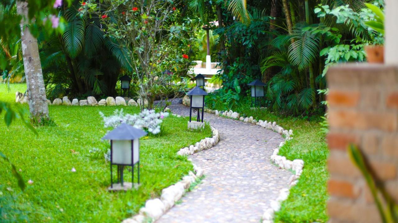 Hotel Ciudad Blanca Copán Екстериор снимка